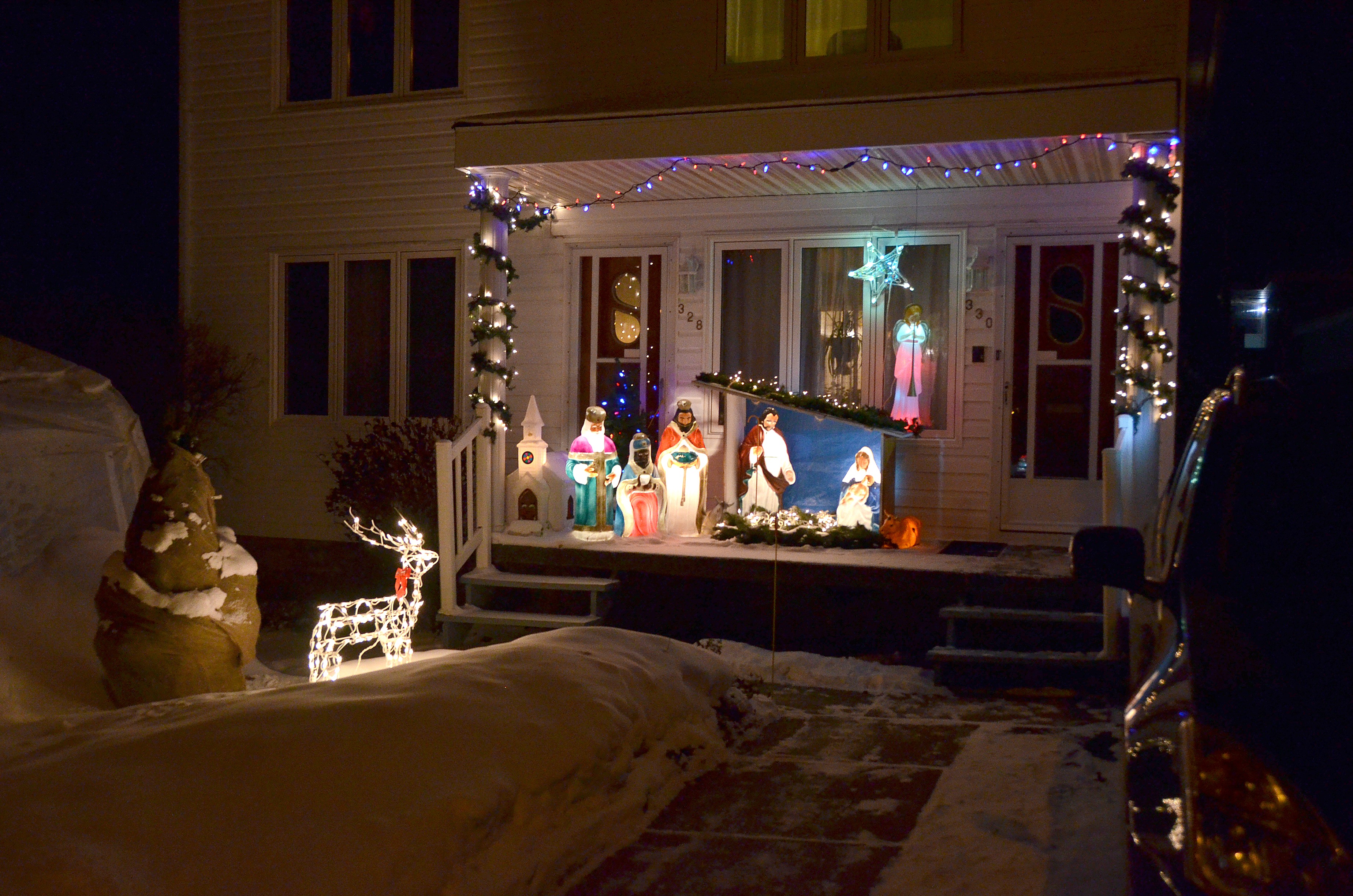 Un premier concours de crèches extérieures pour Noël – Paroisse Sainte 